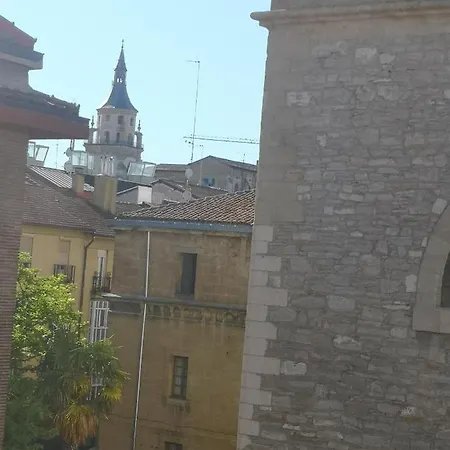 Apartman Vive En La Almendra Medieval 2º *