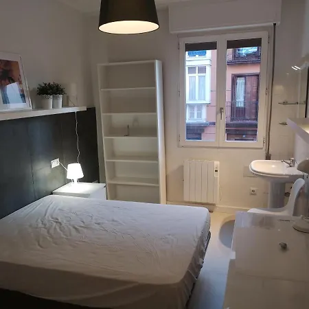 Vive En La Almendra Medieval 2º * Vitoria-Gasteiz